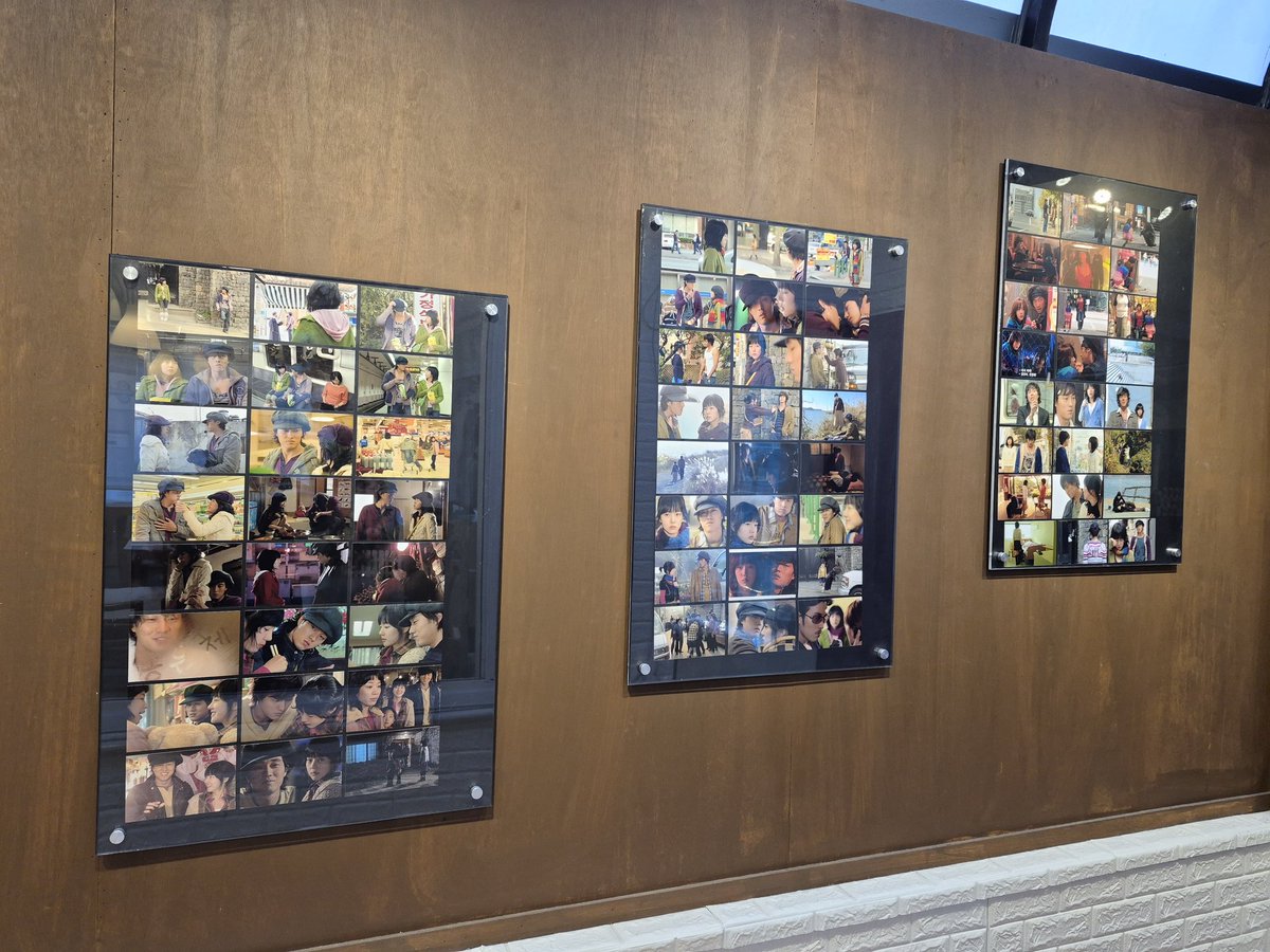 <미안하다, 사랑한다> 차무혁과 송은채의 기일 이벤트를 오늘로 마무리 하였습니다.

방문해 주신 모든 분들~
감사합니다.

#카페대관 #생일이벤트
#선릉카페봄 #카페봄 #컵홀더
#전시회 #상영회 #아이돌카페

#죽음도_두렵ズl_않은_ズl독ㅎŁ_バr己б을_했던_ュㄸĦ