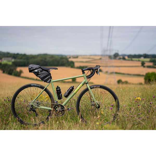 SPCycles's tweet photo. GENESIS CDA 10 and 20 GRAVEL/ADVENTURE BIKES 

We have these in the shop and they are perfect for exploring, commuting, touring and bike packing.

They will take a knobbly or  smooth tyre so are suitable for mixed terrain. 

Open Monday from 09:00. https://t.co/j2J9QC8CHk