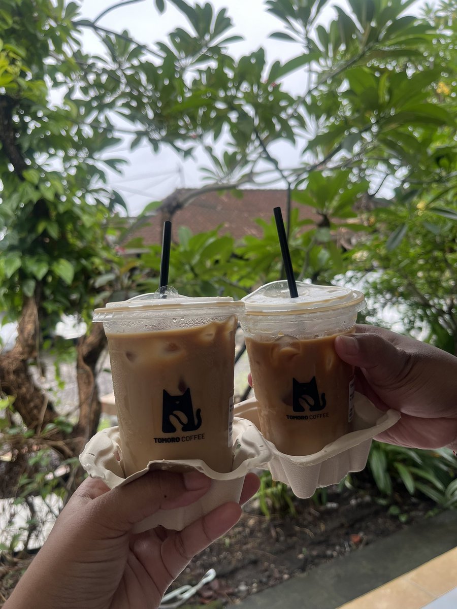 esteler33's tweet photo. atep gulem ne ges, kanggoang jumah gen ngopi🥲 https://t.co/yHvPCiSLrH