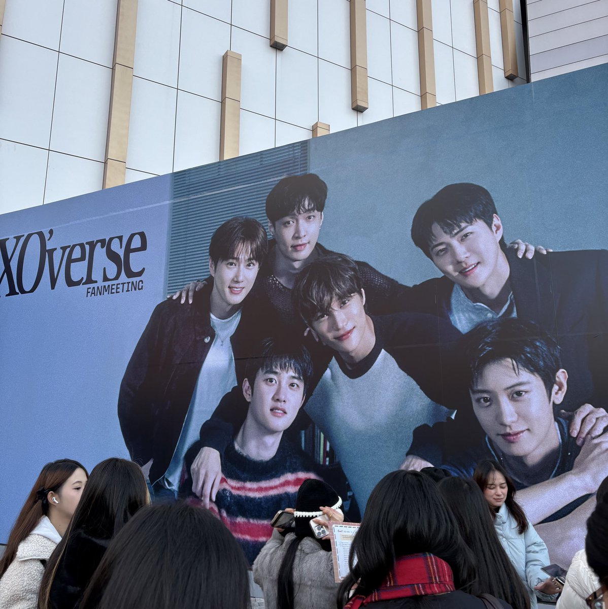 jonginiege's tweet photo. i’m here !! https://t.co/UCYVVMijco