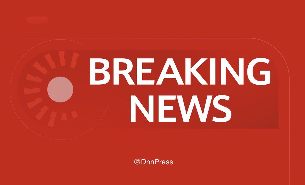 EastAfricaPulse's tweet photo. 🚨 #BREAKING: Up to 50 gunshots reported near Bondi Beach, Sydney. No injuries or suspects confirmed. NSW Police urge avoidance amid "developing incident." Coincides with Hanukkah, with unverified attack claims. #BondiIncident #SydneyAlert #DnnPress https://t.co/p2iwdEK9TT