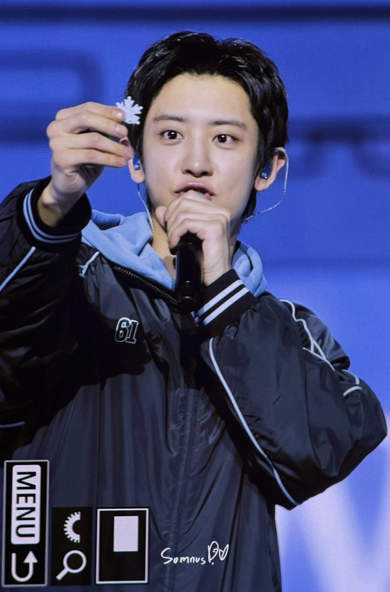 Somnus_cy1127's tweet photo. 251214 
EXO FANMEETING <EXO’verse> 1회차
찬열이::눈이다❄️❄️❄️❄️❄️
#찬열 #CHANYEOL #チャニョル
#엑소 #EXO #EXOverse https://t.co/VaguXxU0fQ
