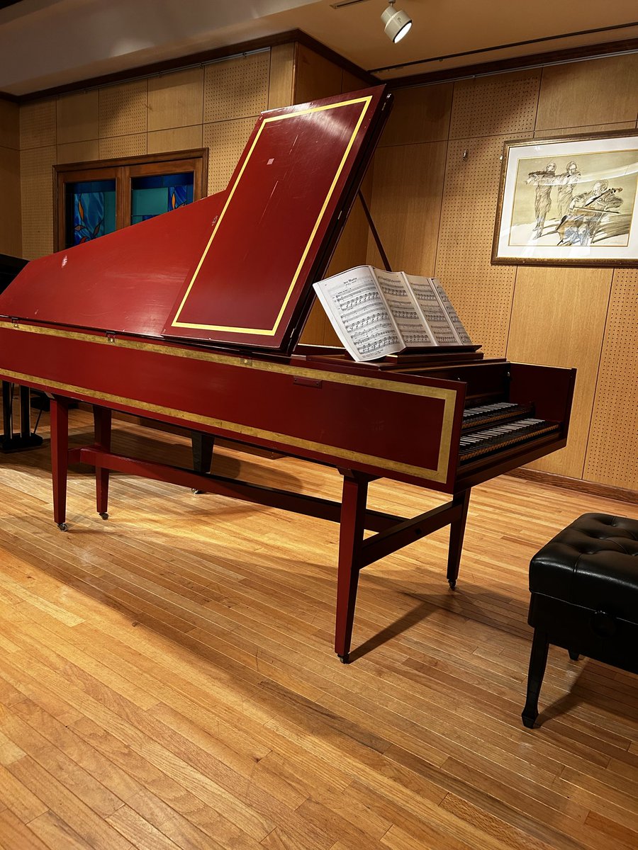 わラーチャー tweet media