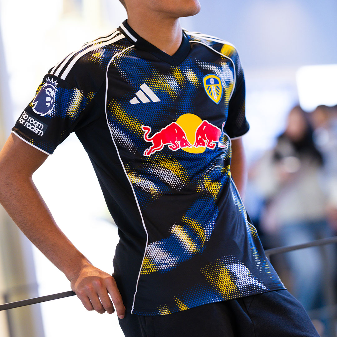 リーズ・ユナイテッド 25-26シーズン用ユニフォーム🟦🟨 HOME、AWAY