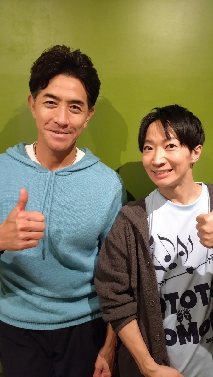 uty_yama's tweet photo. 遠き日2025~キミへ繋ぐあの日の約束~
無事に全公演終了しました！
ご来場いただいた皆さま
御支援ご声援いただいた皆さま
本当にありがとうございました✨

ダンス部の顧問役として
生徒達の成長を見届けました

写真は日替わりゲストの皆さま☺️
@ggsato_travers 
@Yoshi_teru1121 
@RedShadow_AST https://t.co/UiC3Za0Vf9
