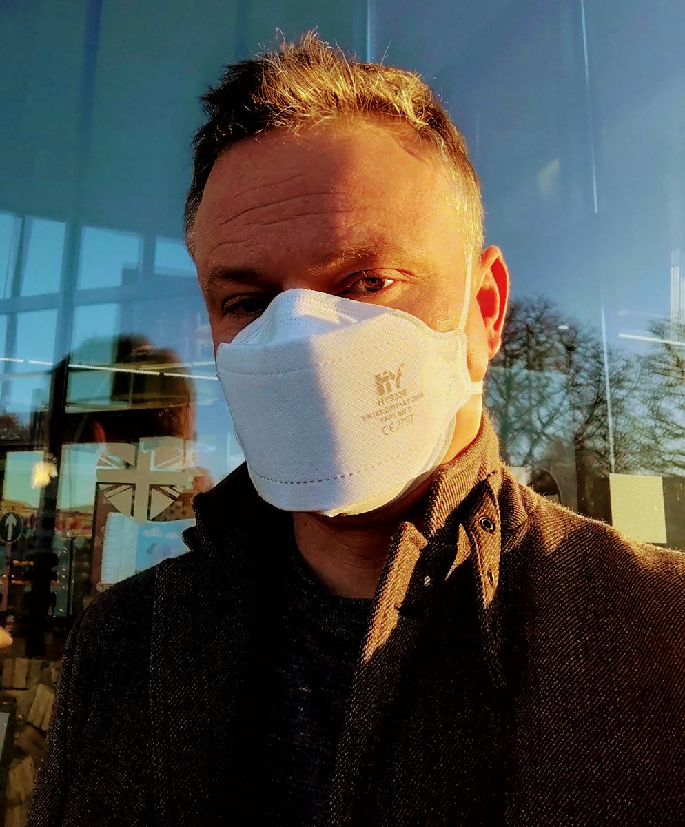 In a taxi with my sons. All masked.

Taxi driver said "I've been meaning to get a mask but haven't got round to it."

I gave her a couple. One white. One black.

I've blocked 1800 bots this weekend.

That's the message - you can block things you don't want. #ChristmasFever