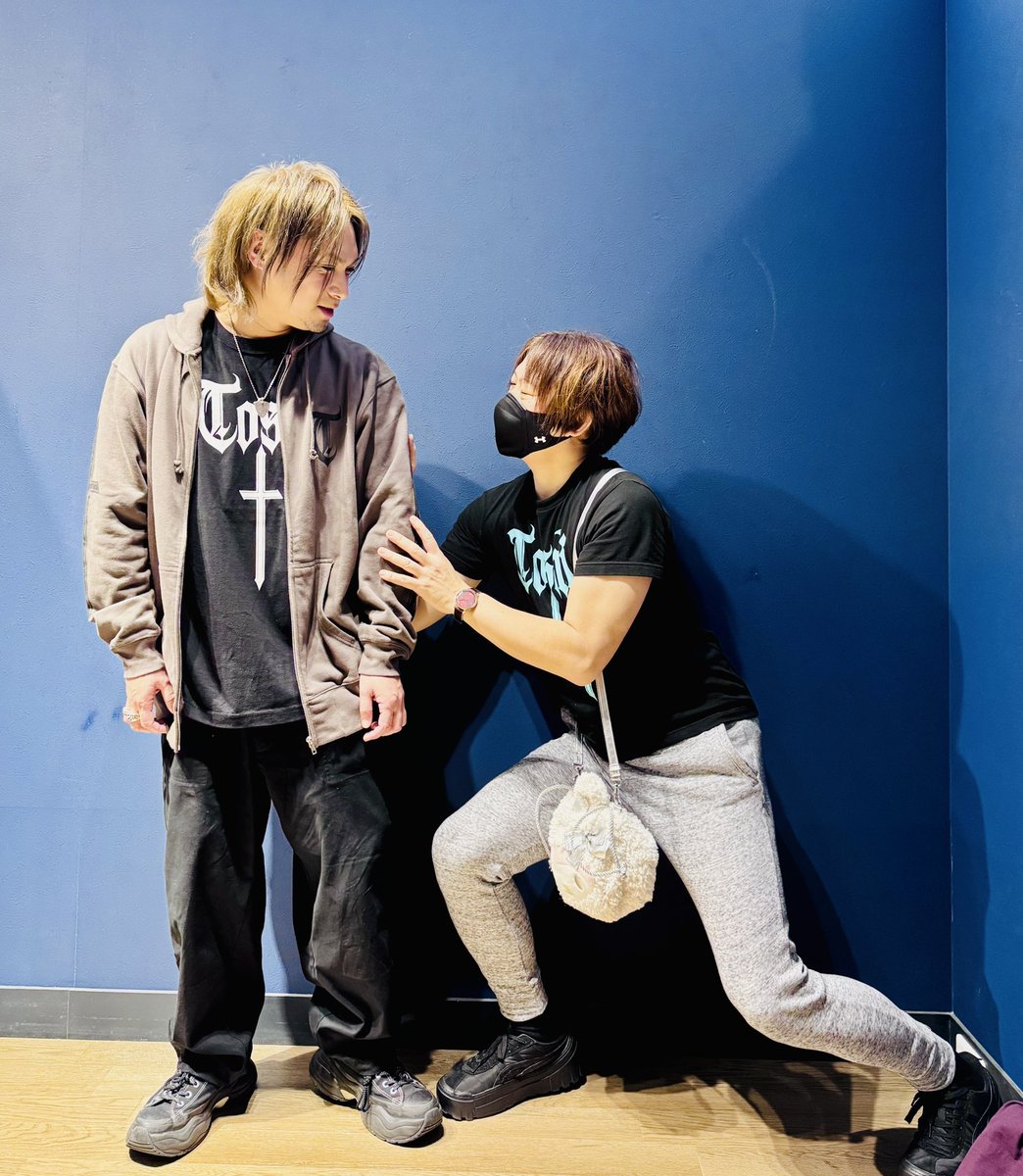 Toshiさん来店イベント
無事に終了しました！

ご参加くださいましたみなさん
ありがとうございました！

Toshiさんもおひとりおひとりと
ゆっくりお話しできたと
喜んでくださいましたのでよかったです

また改めて思い出画像などご紹介します
取り急ぎ、御礼まで

#Toshi
<a href="/Toshi_Bass_A/">Toshi</a> 
#ZOESTYLES