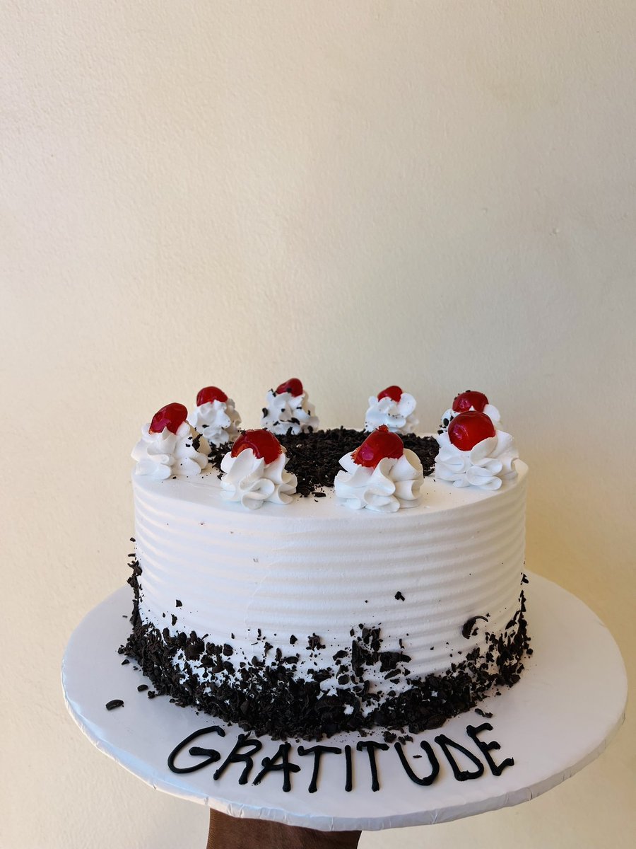vwavah1's tweet photo. Goodmorning🤗🤗

A reminder that I still make very tasty and beautiful cakes for all occasions🤩

You can call or watsapp 0709861181 to order🥳 https://t.co/qib9sOQj4G