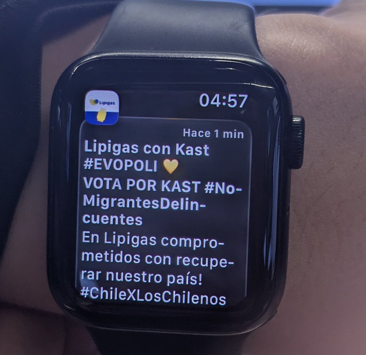 danny_cr's tweet photo. Llegó este mensaje de la aplicación de @TuLipigas ¿es legal esto? 

Que bueno saber su postura para no comprar más con ustedes 🤦🏽 #Vota2 #VotaJara https://t.co/C22t09y6Un