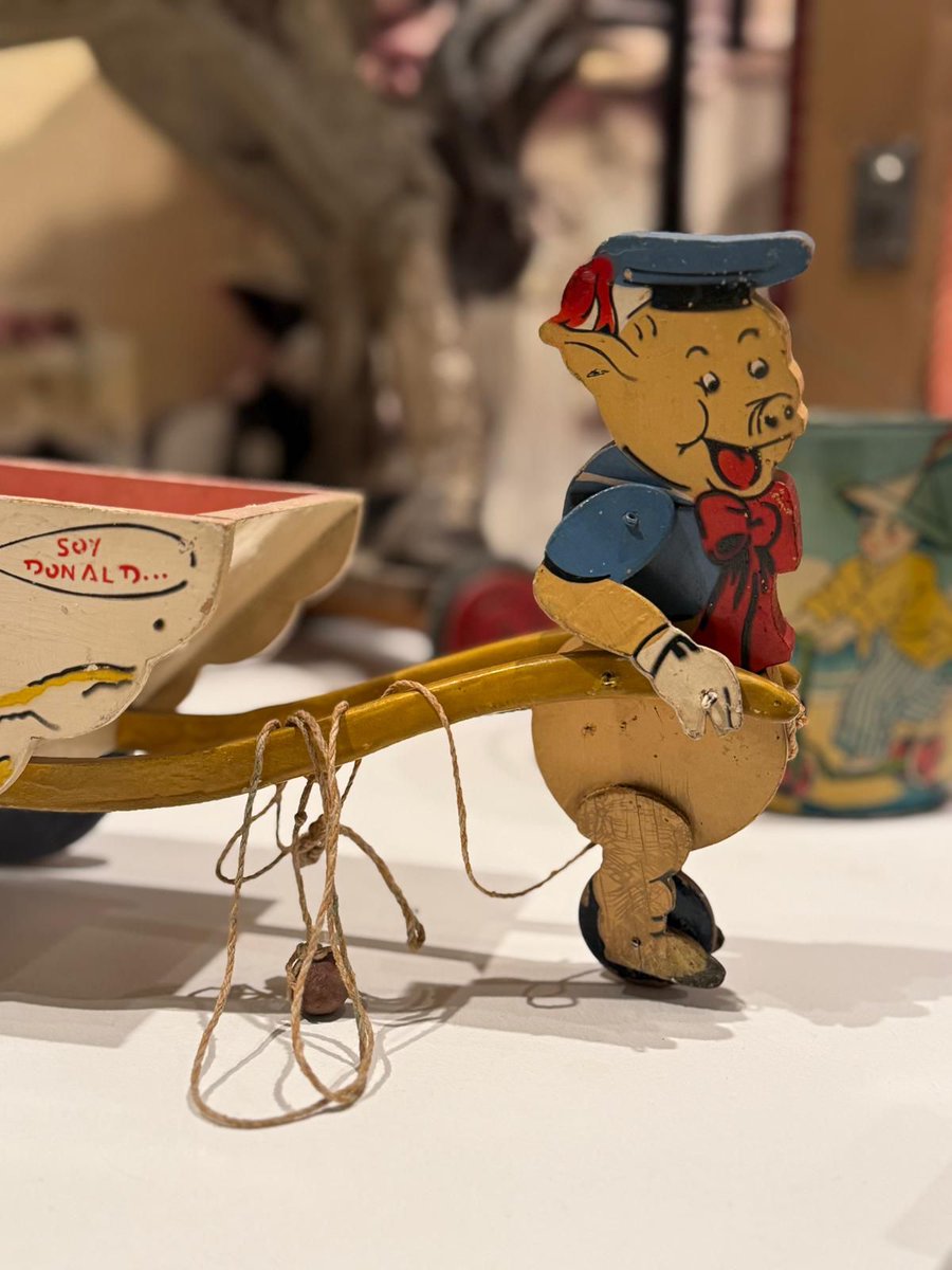 ConoceOtroMad's tweet image. ¡Tenemos un anuncio especial para Navidad! El sábado 20 y martes 23 de diciembre y el sábado 3, domingo 4 y lunes 5 de enero realizaremos una visita guiada a la exposición '¡Me lo pido! Juguetes en el Madrid de nuestra infancia' en la sala de exposiciones de El Águila.