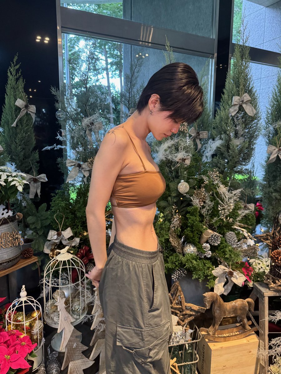 No likes or follows because I’m not half naked? Stay real ppl 🥺 https://t.co/wfwJJfXFFN