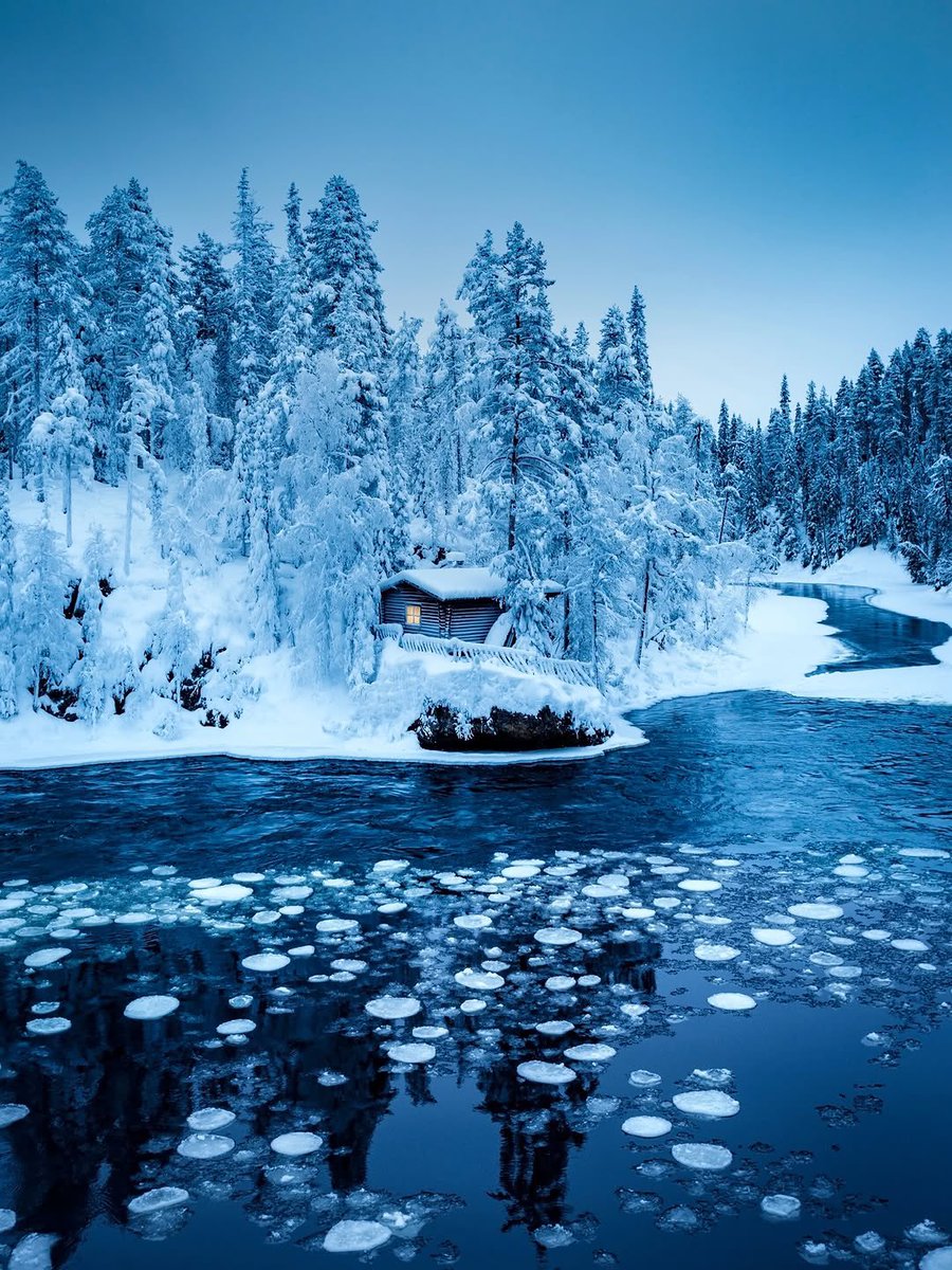 visualtherapy0's tweet image. Finland is unbelievable during winters