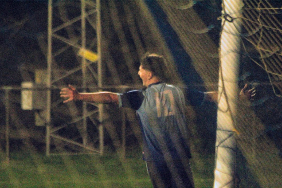 jamieHu95's tweet image. Photos from 
(13/12/25)
@Stony_Football 4 vs 1 @HTFCDevelopment 

flic.kr/s/aHBqjCDEc4

Really good performance from the lads. To be honest it could probably have been more. Genuinely the best I've seen these lot play.

Amazing job lads!

Next up Old Bradwell
Up the Stony 💙💙