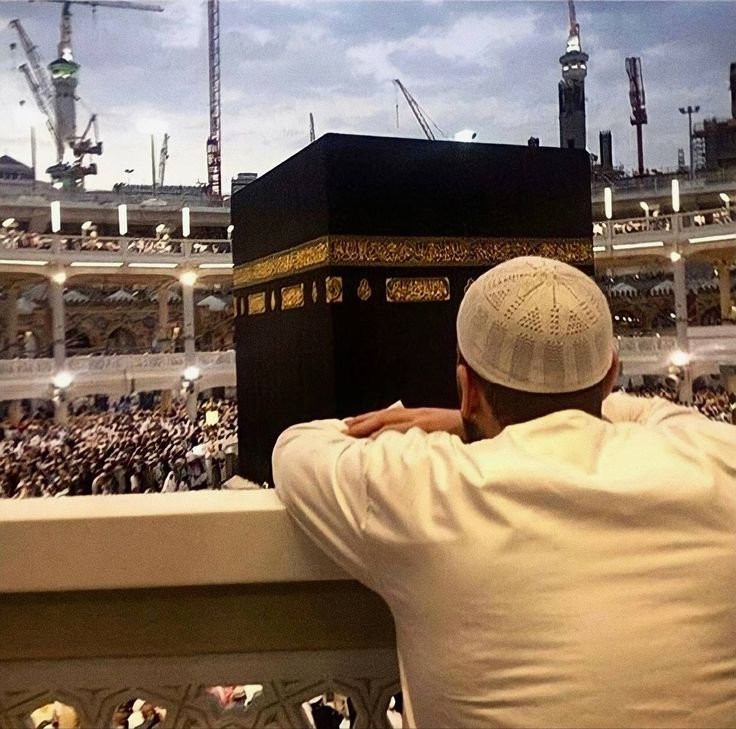 abdallah_i98's tweet image. اللهَّم قرّ أعيننا بزيارة قريبة لبيتك الحرام.

يا ربّ آمين.