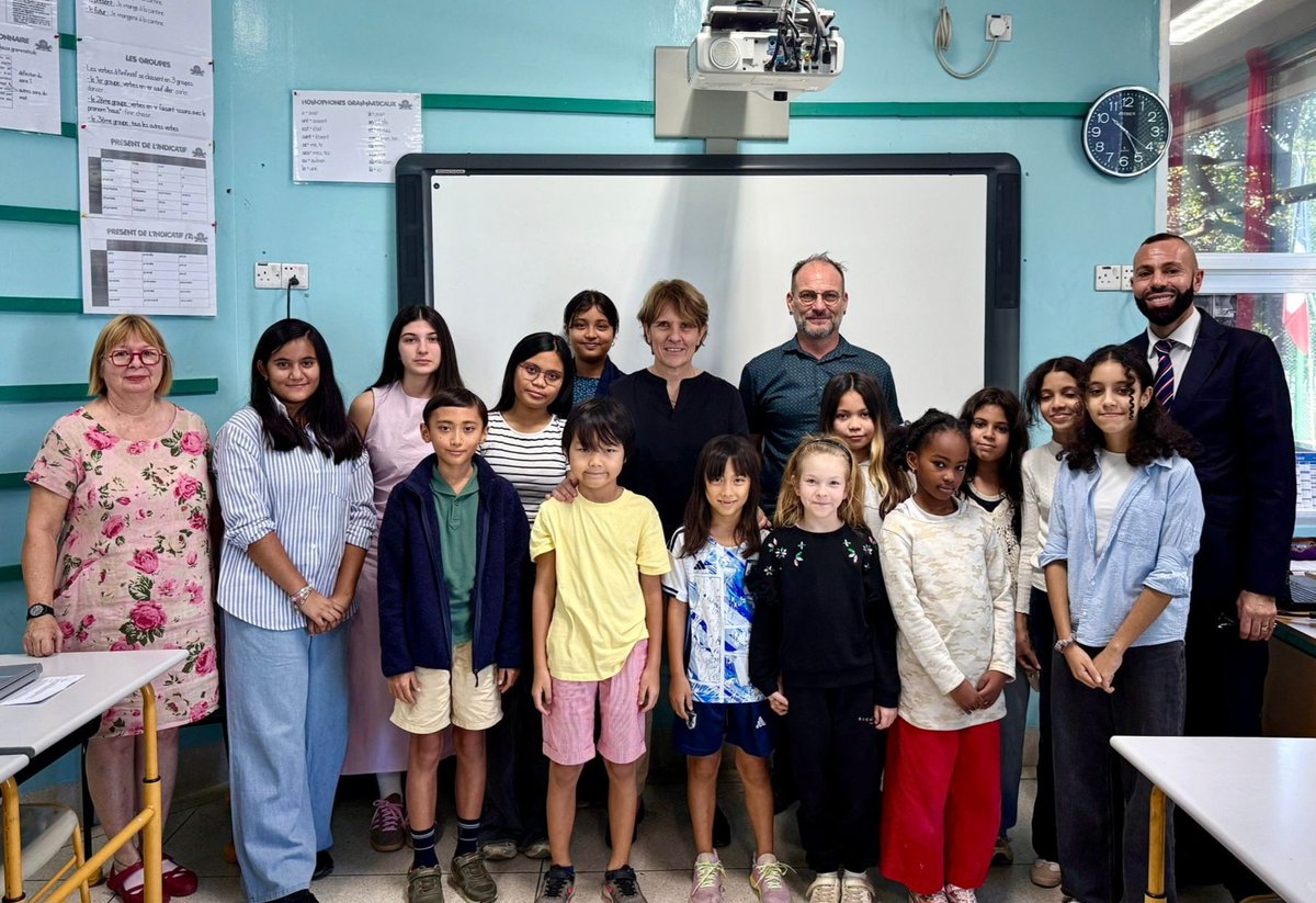 FRauBangladesh's tweet photo. 🇫🇷 Senator Samantha Cazebonne, representing French citizens abroad, is visiting 🇧🇩 Bangladesh. On Sunday she toured EFID, the country’s only French school, with Ambassador @SereCharlet, meeting teachers. #AEFE-accredited #EFID promotes French education, culture. @francediplo_EN https://t.co/Pnomijsl8k