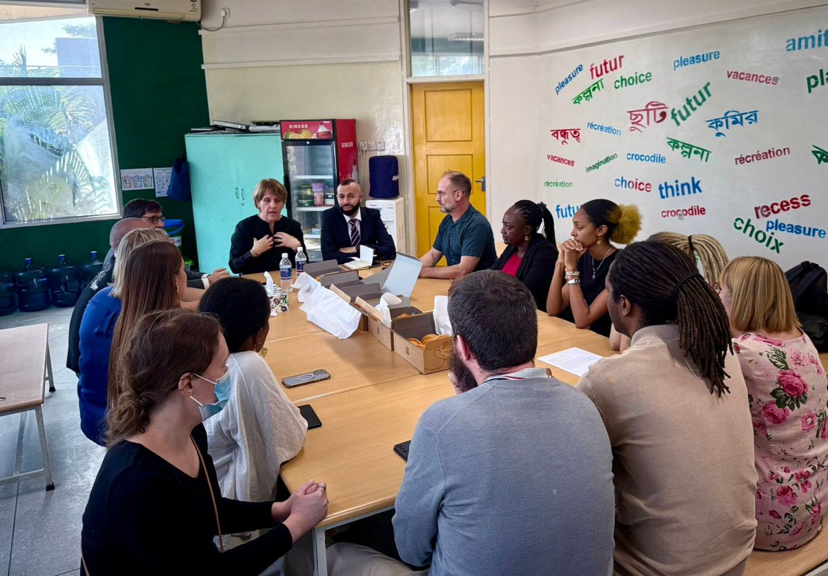 FRauBangladesh's tweet photo. 🇫🇷 Senator Samantha Cazebonne, representing French citizens abroad, is visiting 🇧🇩 Bangladesh. On Sunday she toured EFID, the country’s only French school, with Ambassador @SereCharlet, meeting teachers. #AEFE-accredited #EFID promotes French education, culture. @francediplo_EN https://t.co/Pnomijsl8k