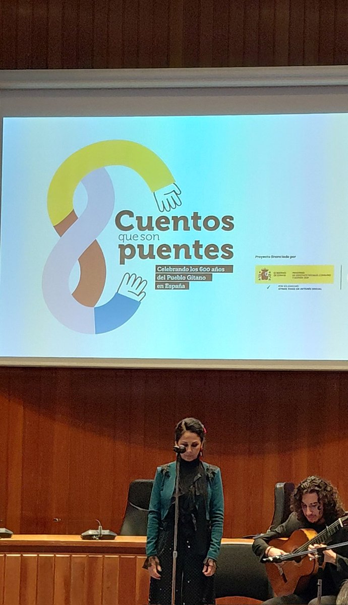Hemos asistido esta semana <a href="/MSocialGob/">Ministerio de Derechos Sociales, Consumo y A2030</a> #Madrid presentación materiales "Cuentos que son puentes"

Hablamos de #inclusión, búsqueda herramientas eliminación absentismo escolar, garantizar el acceso a la #EDUCACIÓN <a href="/Lwena7/">Pilar Ponce</a>

Un placer volver a coincidir con <a href="/de_infantil/">Lola Cabrillana</a> 💚