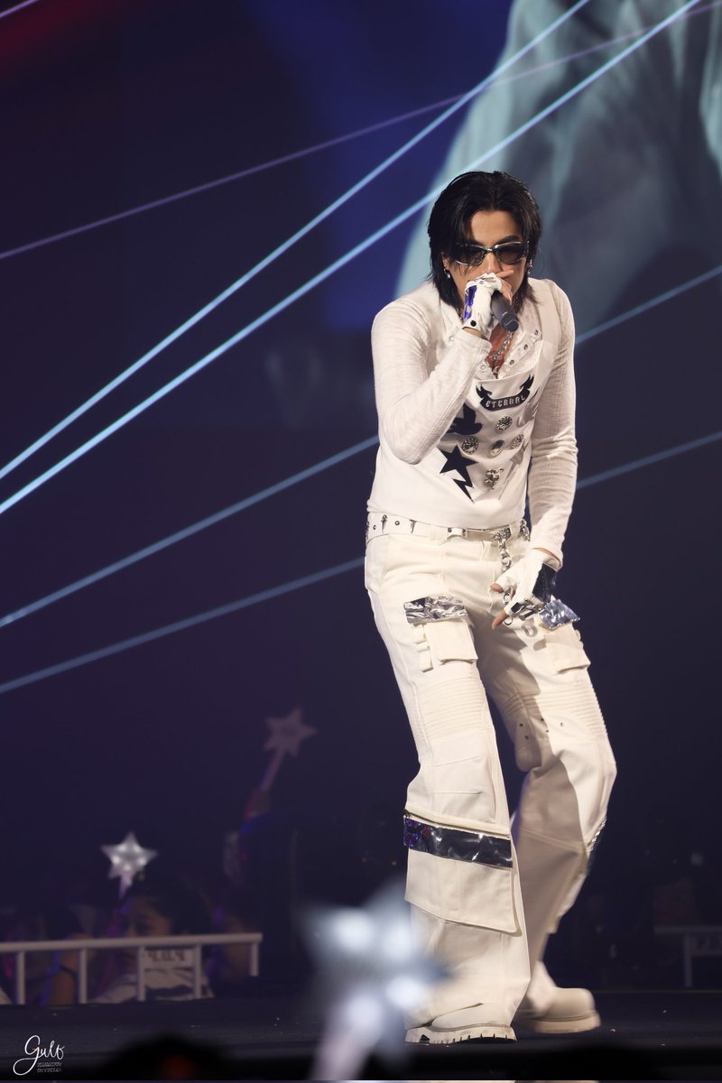 Gulfkanawutofc's tweet image. หล่อแบบเกินต้าน!!!

GULF FAN CONCERT
#GulfEternalBackHome
#GulfEternalFancon2025