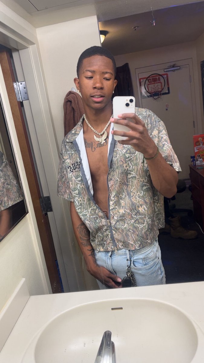 qb🖤 (@flquon) / Posts / X