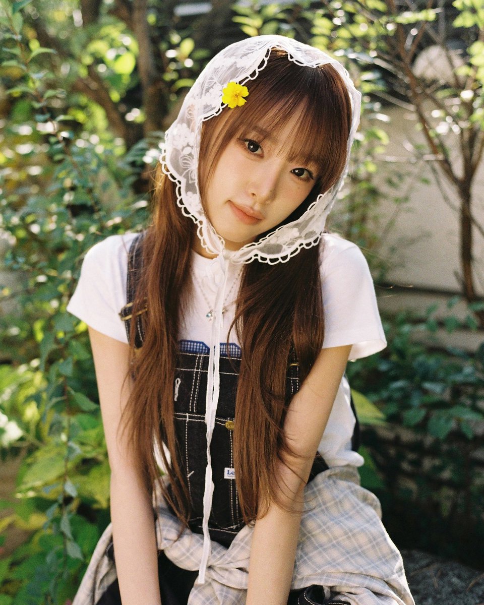 YENA_OFFICIAL's tweet photo. [📢YENA NOTICE]

YENA(최예나)
2026 Season’s Greetings   

YENA’s Little Seasons
'Memories of the seasons' 🎞

🔗 https://t.co/0NZAT8OIxN

#최예나 #예나 #YENA
#YENAs_Little_Seasons https://t.co/FRCvGi9McP