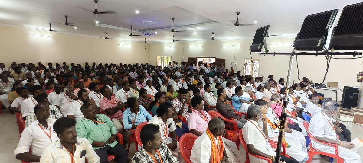 Rama_Sethupathi's tweet photo. A constituency meeting was held in Thirumayam today to strengthen booth-level preparedness and voter-list management. Our karyakarthas reaffirmed their commitment to securing a decisive victory for the National Democratic Alliance in the 2026 elections.

இன்று திருமயம் சட்டமன்ற SIR பயிலரங்கம் மற்றும் தொகுதி மாநாடு சிறப்பாக நடைபெற்றது.
BLA2 எவ்வாறு செயல்பட வேண்டும்... வாக்காளர் பட்டியலை எப்படி கையாள வேண்டும் என்ற விபரங்கள் குறித்து பயிற்சி அளிக்கப்பட்டது... வரவிருக்கும் தேர்தலில் திருமயம் சட்டமன்ற தொகுதியில் தேசிய ஜனநாயக கூட்டணி மாபெரும் வெற்றி பெற வேண்டும் என்ற உறுதியை அனைவரும் ஏற்றோம்...

#Thirumayam 
#NDA2026
#BJP4TN 

@NainarBJP 
@BJP4TamilNadu