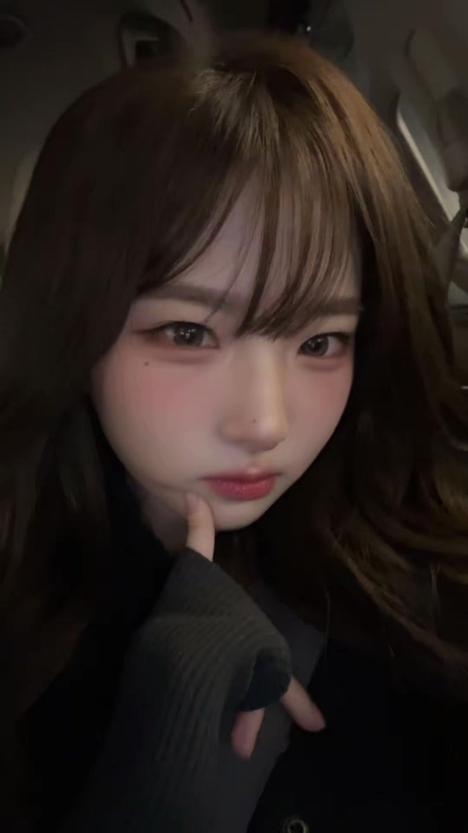 내가 불편해?😑

#tripleS #트리플에스 #トリプルS
#トリプルエス #トエス
#HaYeon #하연 #ハヨン