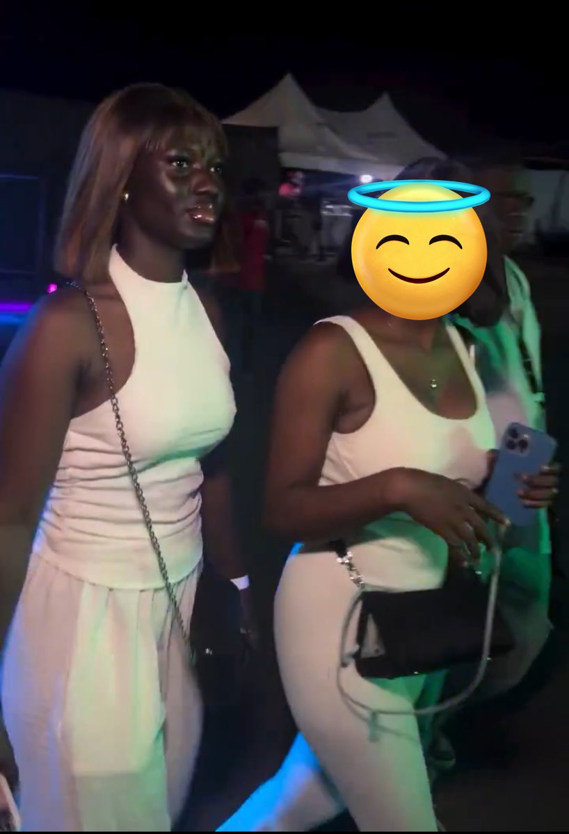 <a href="/dammiedammie35/">Oyindamola🙄</a> She’s a gem.