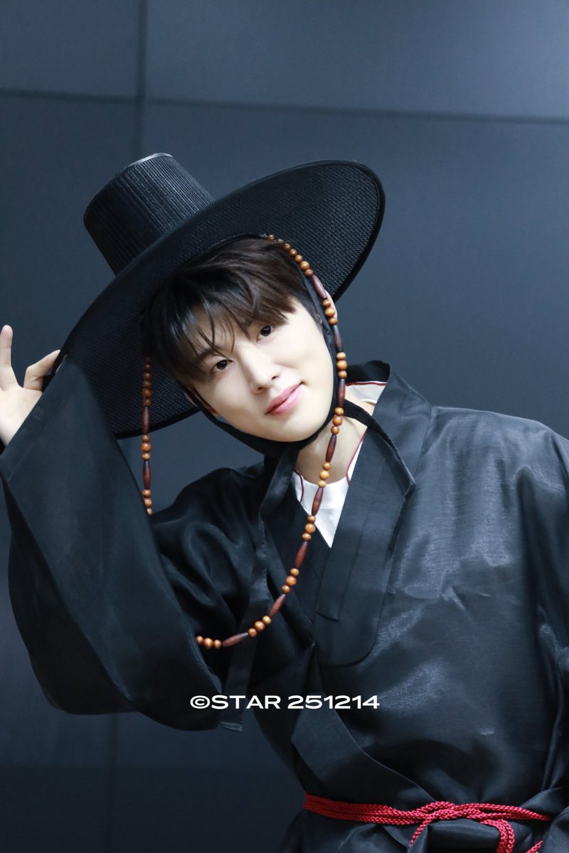 star_star1022's tweet image. 251214｜MP팬싸

🖤

#비아이 #김한빈 #kimhanbin @shxx131bi131