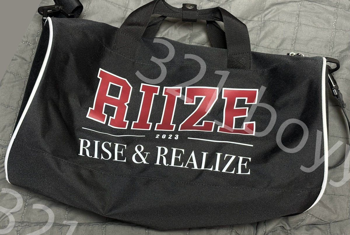 321_boyy's tweet photo. 라이즈 팝업 보스턴백 양도합니다

5.5 배송비 별도

RIIZE WTS 쇼타로 은석 성찬 원빈 소희 앤톤 찬영 포카 엠디 교환 분철 우락밤 똘병이 토냥덕 리즈코 멍룡이 송용돌이 https://t.co/j7owgesKr6