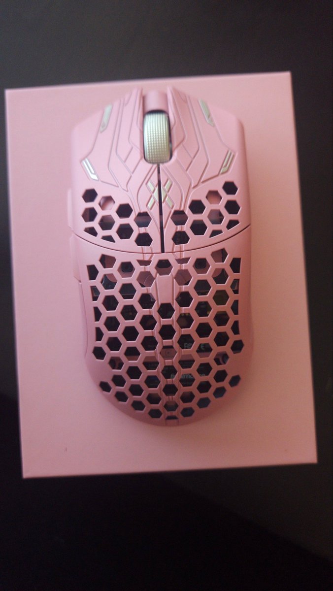 FalloutMD's tweet image. Since I got into light weight mice one brand has always stood out as being the “High end” best of the best and that was finalmouse. They had a few drops that I was close to biting the bullet on buying but I never ended up getting one either due to the color just not being what i…