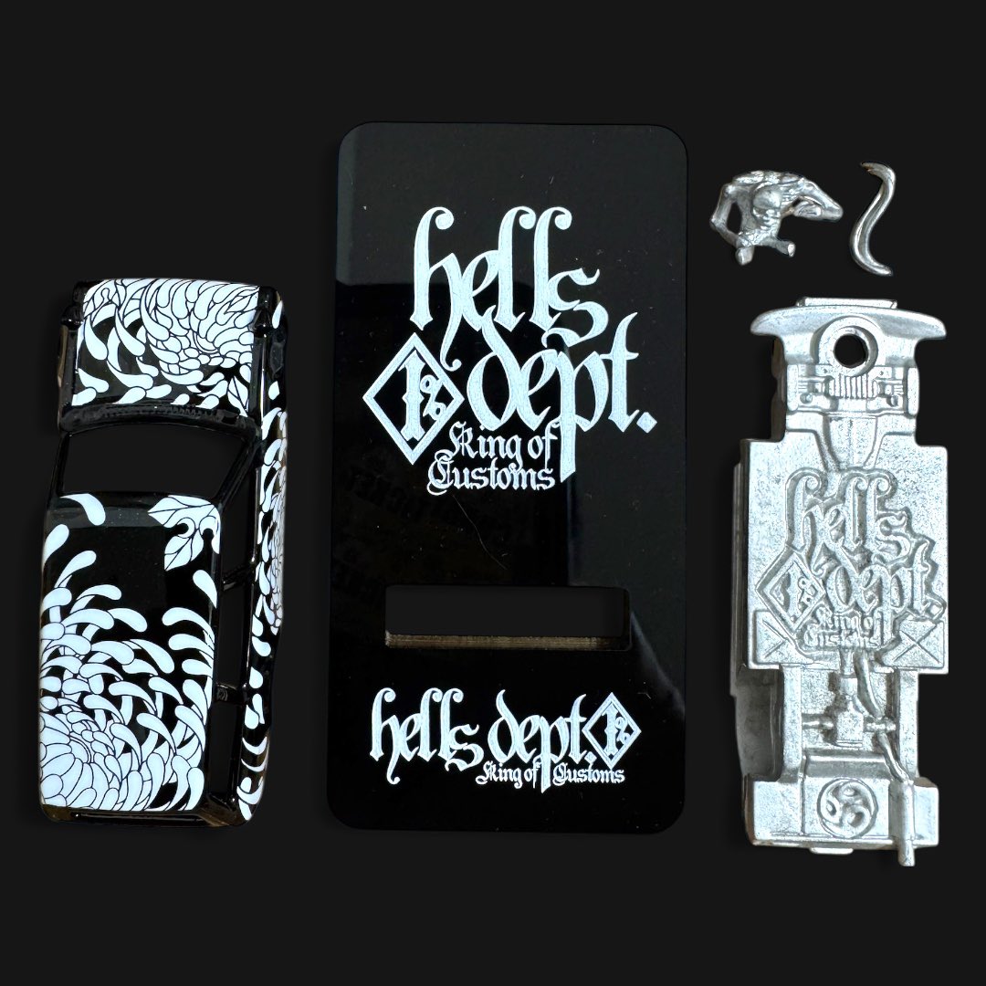 hells_dept_jdc's tweet image. 本日20時より！
LINE登録者限定の
特別セット販売を実施します

20:00になりましたら
公式LINEからメッセージをお届けします

まだご登録がお済みでない方は、
以下のURLからお友だち追加をお願いします👇
➡️  lin.ee/H1xlyyf