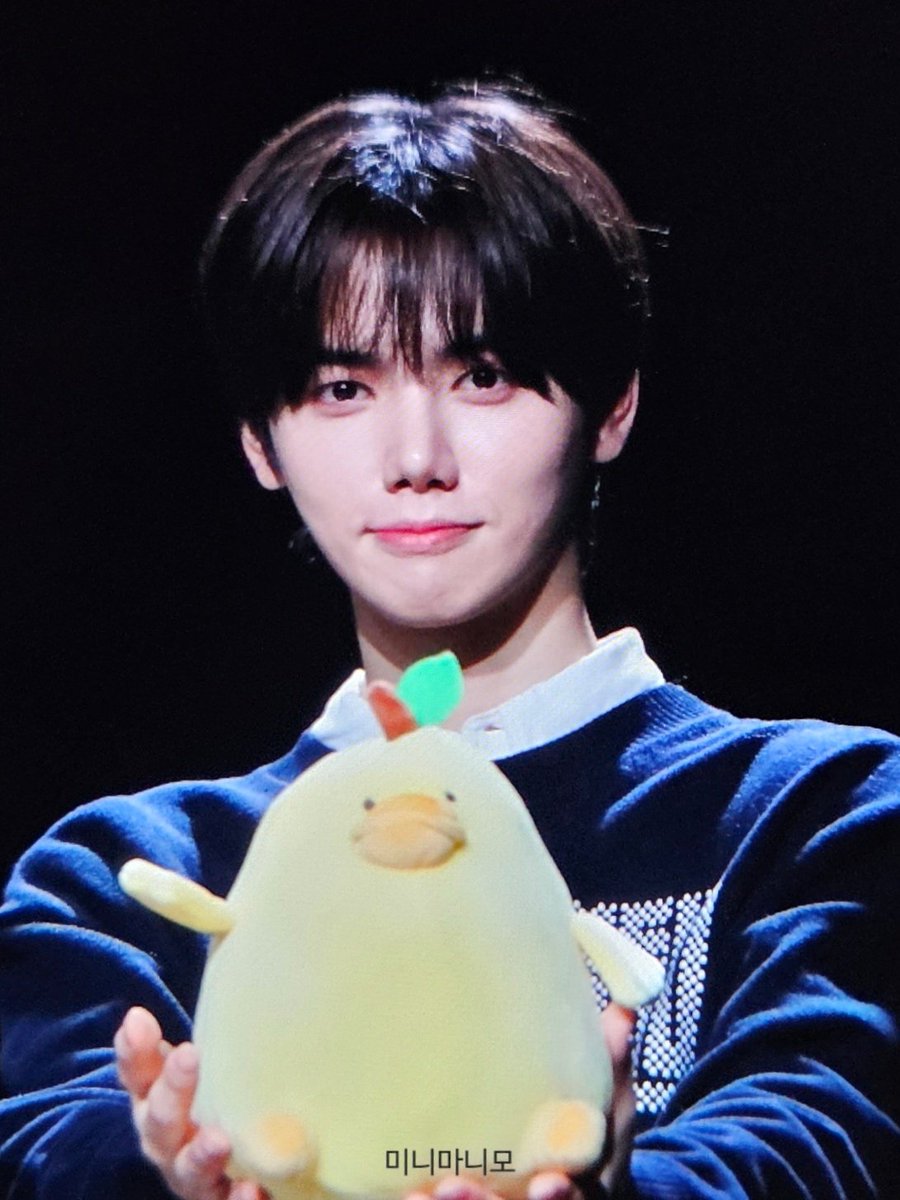 251214 오리입술따라하는거귀엽지🥹
#민희 #MINHEE #크래비티 #CRAVITY