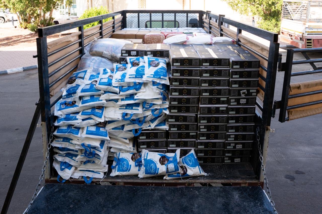 أمير منطقة تبوك يوجه بتوزيع معونة الشتاء في القرى والهجر والبادية والمحافظات لمواجهة تدني درجات الحرارة التي تمر بها المنطقة 