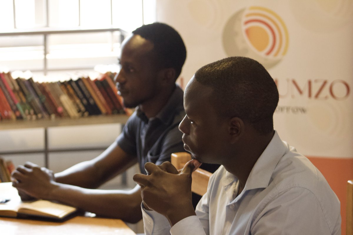 _mazungumzo's tweet photo. "Groundings with my Brothers"✊

The @Mazungumzoclass convened at @TourBugandaUG Kingdom Library for a day of conversation on collective dignity  &amp; development for African peoples.

We are proud of Africa's sons &amp; daughters fueling these intellectually stimulating discussions! https://t.co/y9DG6RKN5M