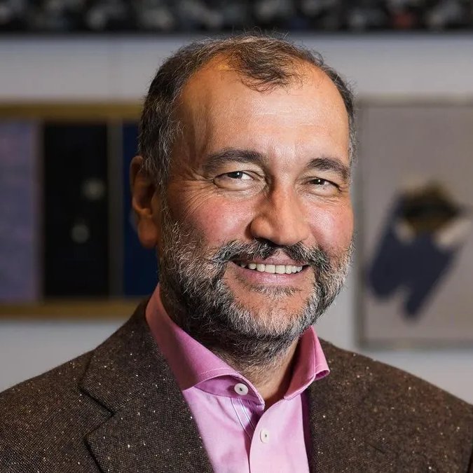 bosunatiklama's tweet image. Türkiye'nin en zengin 2. insanı Murat Ülker:

"Hayatta hiçbir keşkem yok. Bir daha dünyaya gelme şansı verseler gelmem. Yaşadık, bitti."