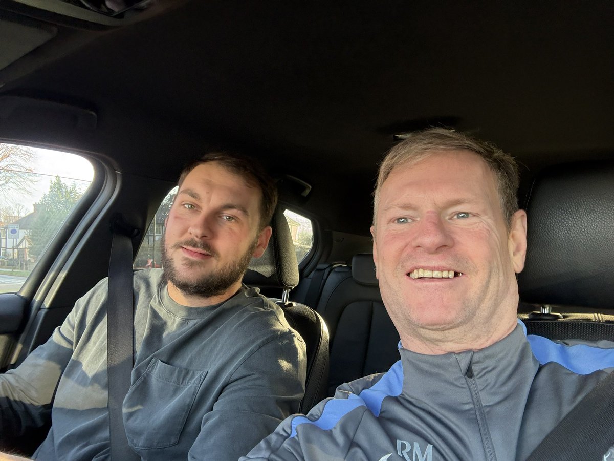 En Route to <a href="/NFFC/">Nottingham Forest</a> big 3 points needed so 🤞💙🤍 #coys #THFC
