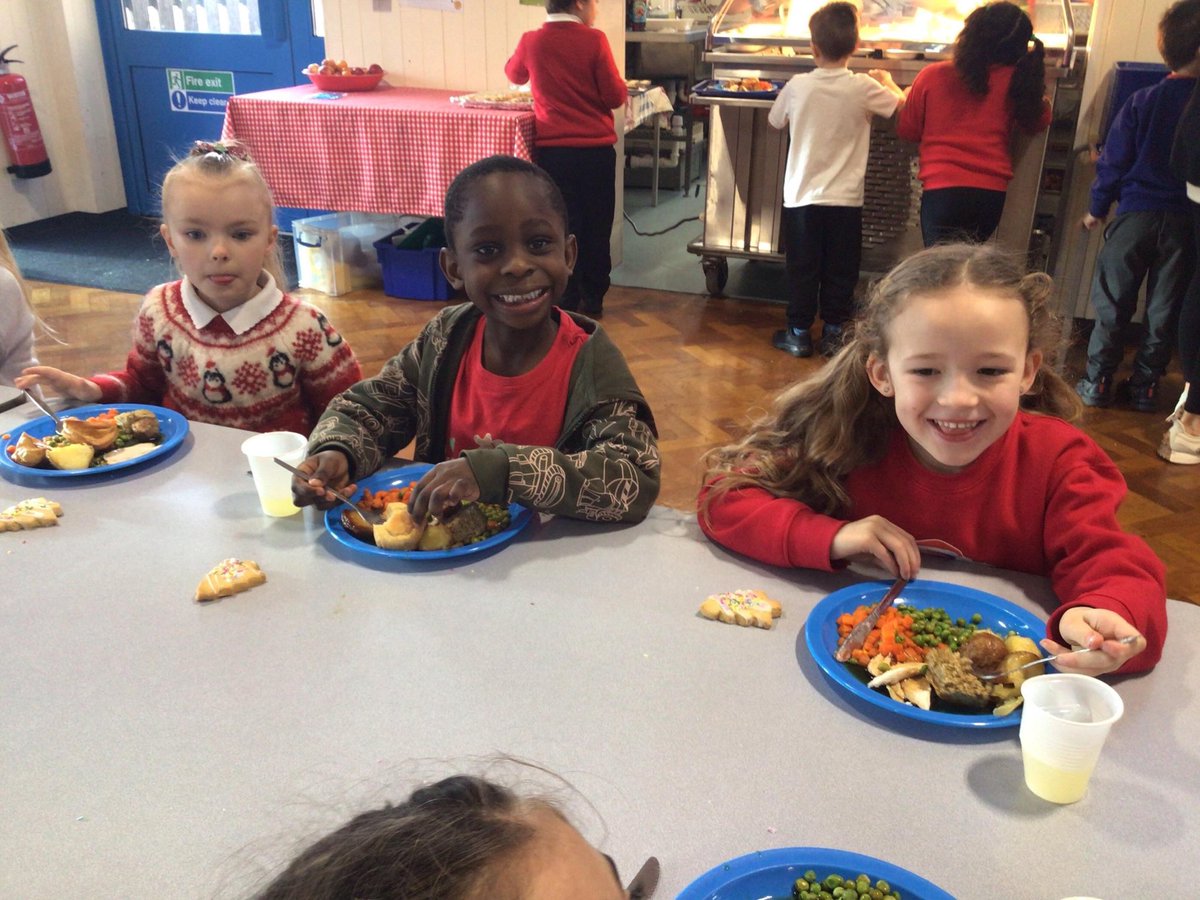 HMSRainbow123 tweet media