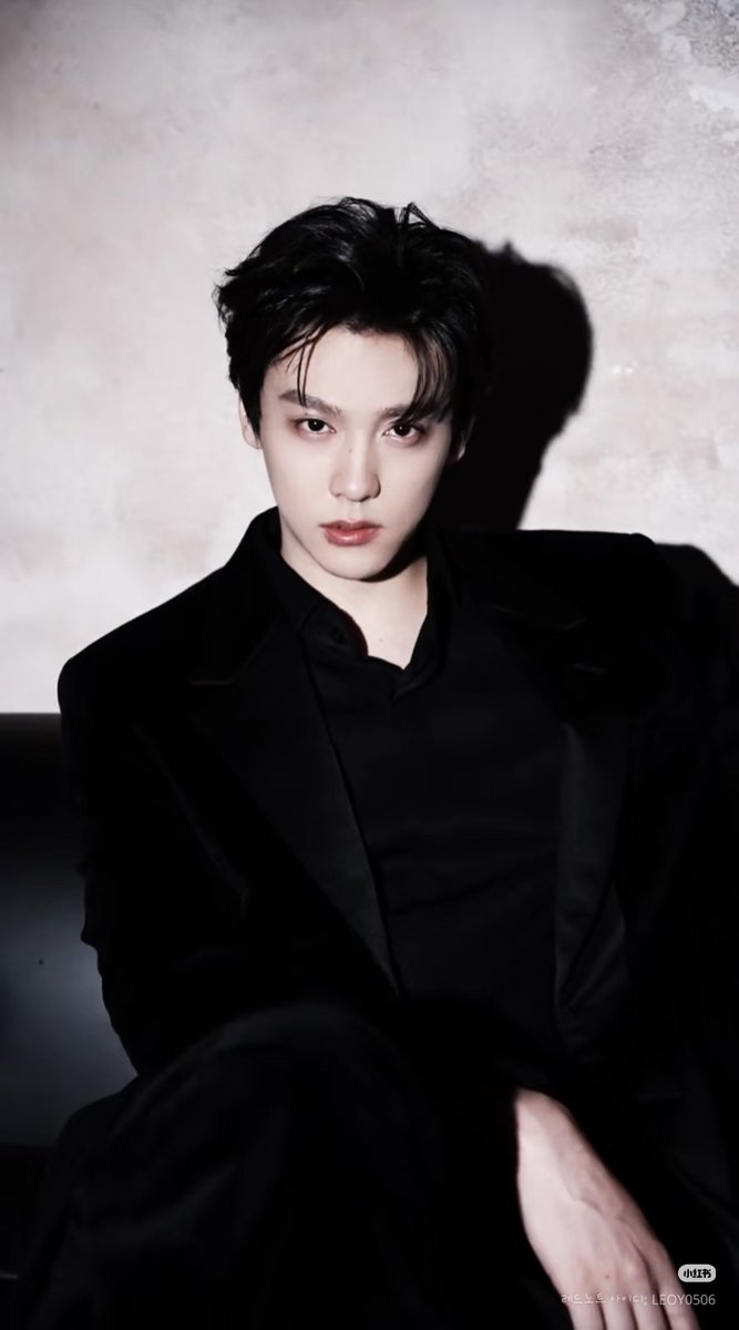 TianXuningVT's tweet photo. I vote #TianXuning for 2025 THE MOST ATTRACTIVE ASIAN ARTIST.

Current Rank: 10

 #AYA #ARTISTOFTHEYEARAWARD

 🔗 https://t.co/yl2V353ewB https://t.co/bUDpmf2sFm