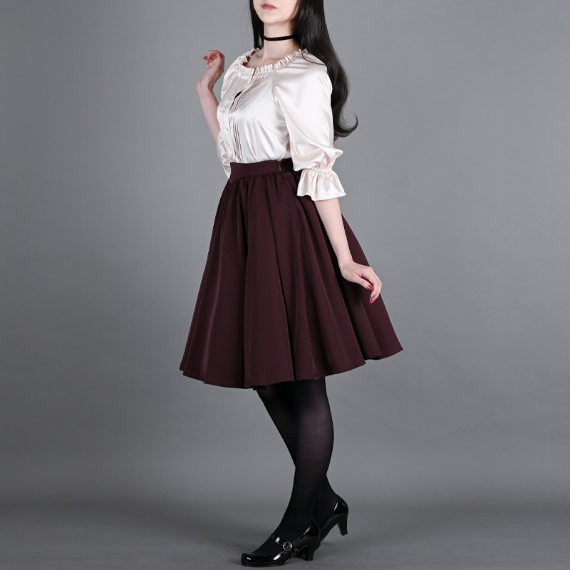 pick up】理想のサーキュラースカート ボルドー 軽やかな膝丈の