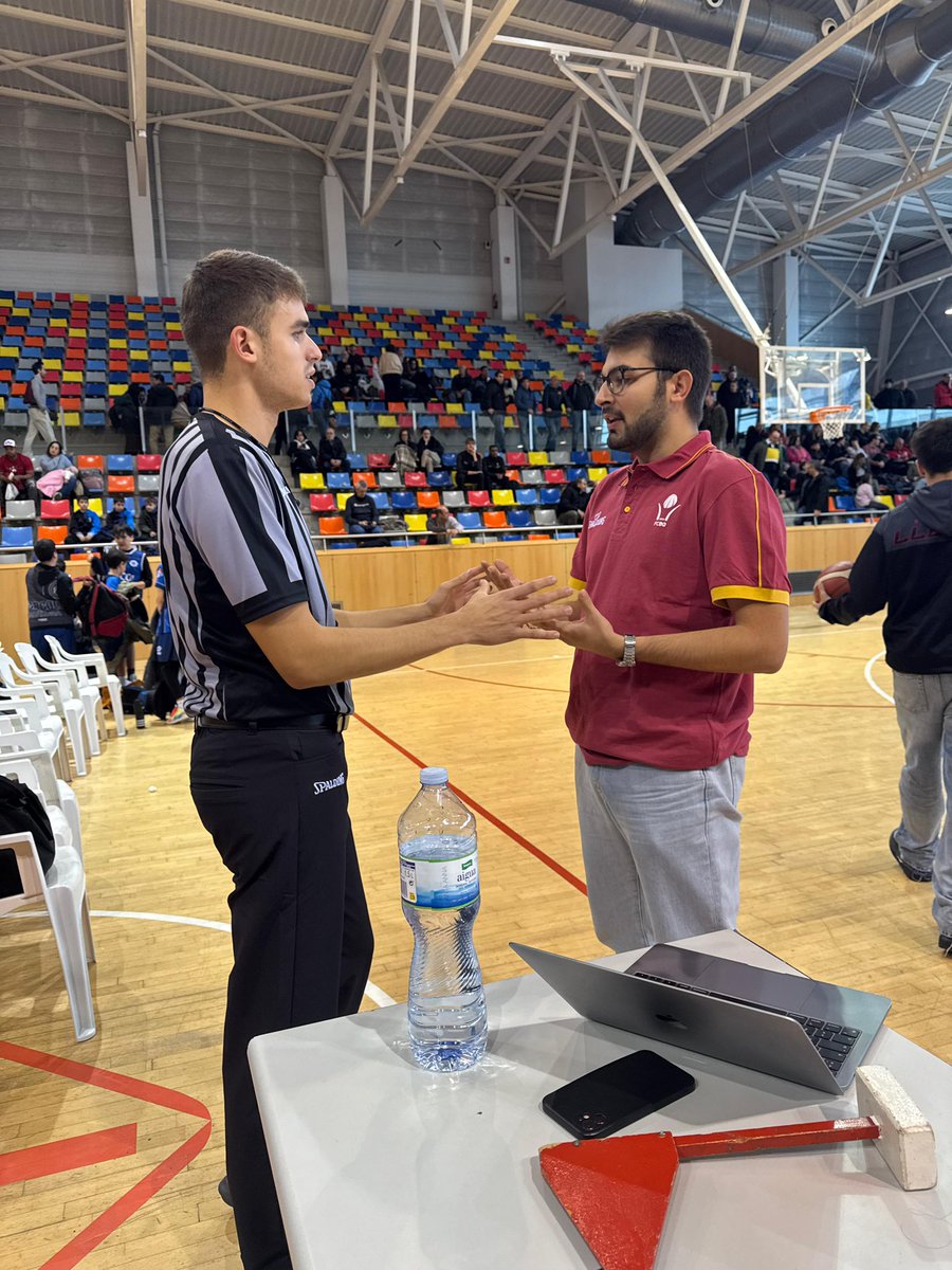 FCBQarbitres tweet media