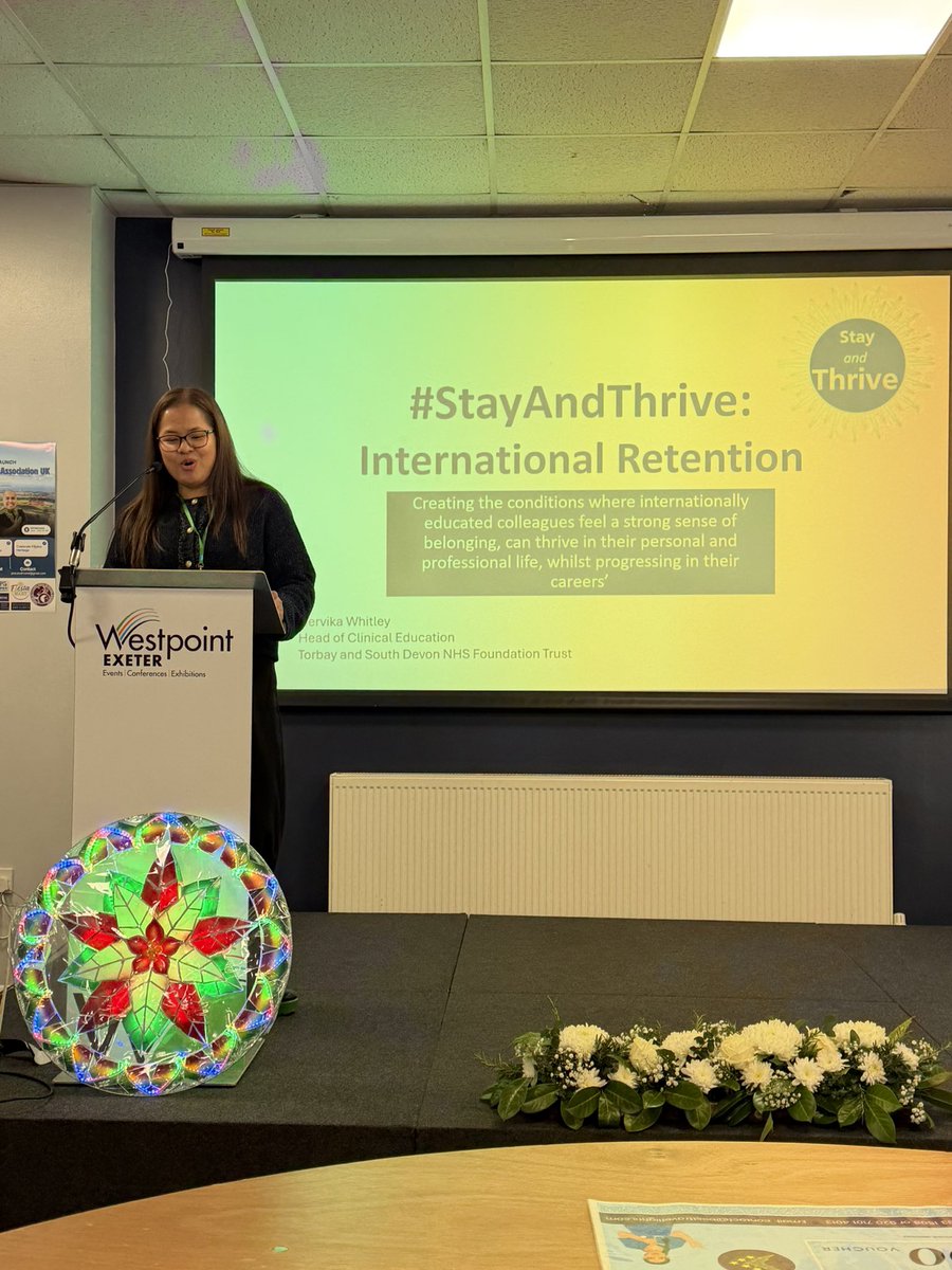 #StayAndThrive tweet media