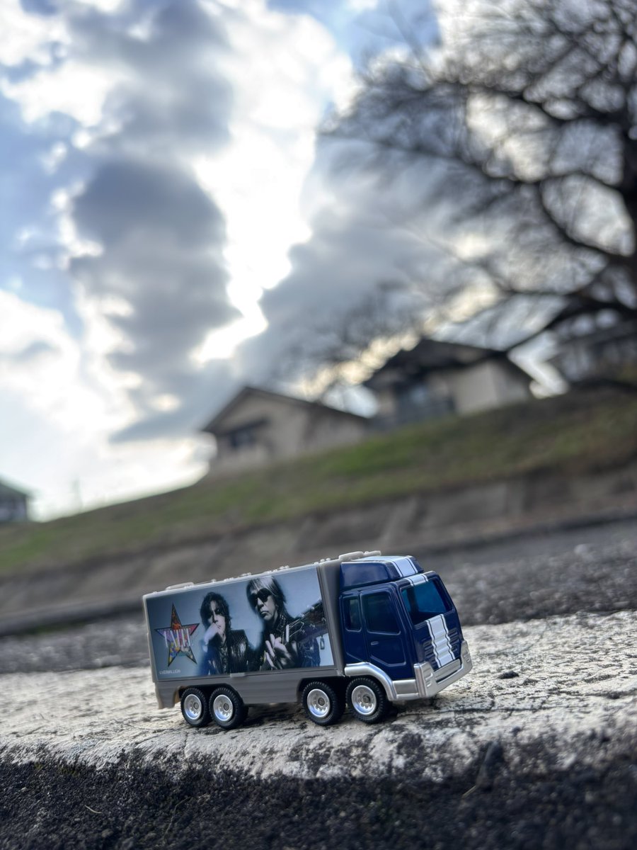 B'z UNITE #02』 ツアーのツアトラミニカー✨ #Bz #ミニカー #トイプードル