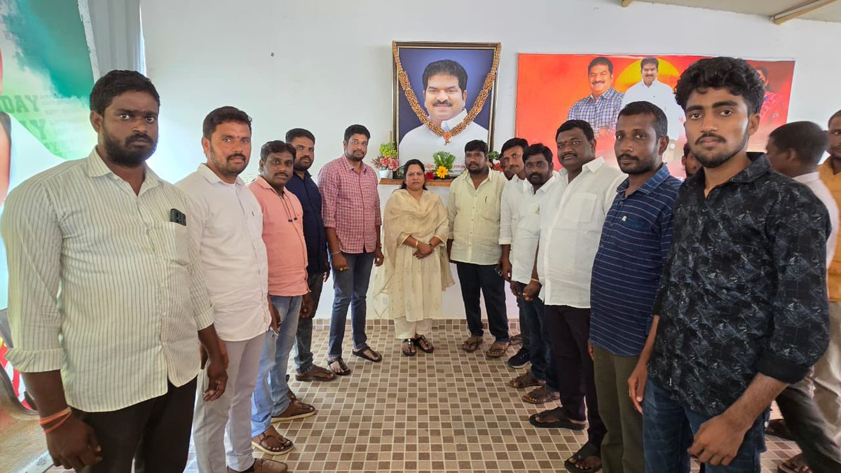 raja_varupula's tweet image. దుష్ప్రచారాన్ని సమన్వయంతో, సందర్భానుసారం సమాధానం ఇవ్వాలని పిలుపునిచ్చాను.
(3/3)
#SocialMediaMeet #TDPYouth #PartyStrength
#TelugudesamParty #NaraChandrababuNaidu #NaraLokesh #Varupula #SatyaPrabhaRaja #MLAPrathipadu #VarupulaForPrathipadu #VarupulaRajaLivesOn #TeamVarupula