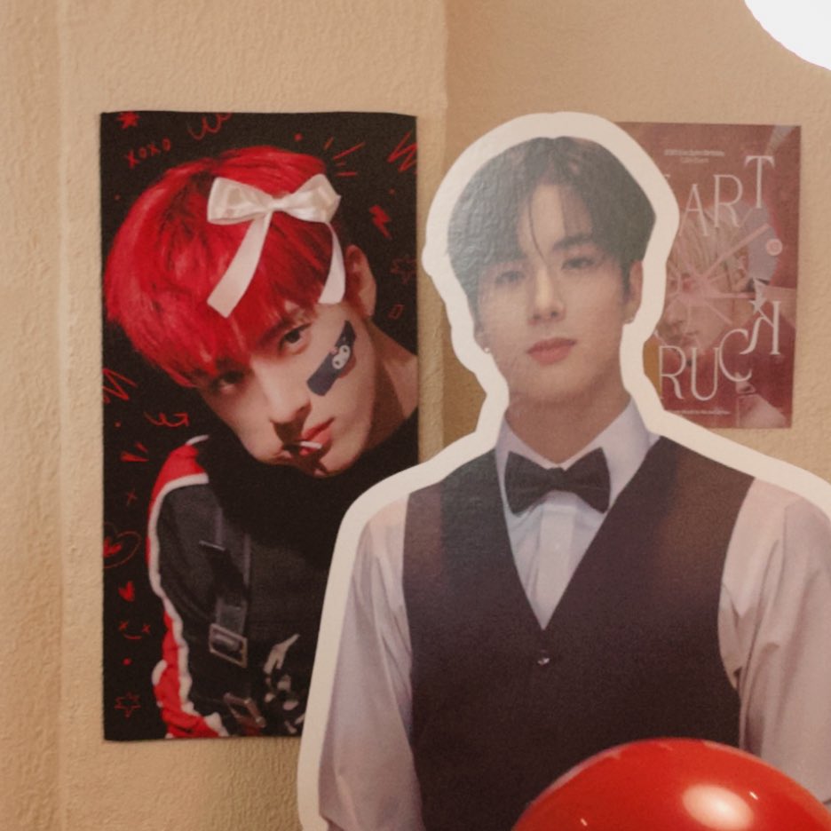 had so much fun🏹❤️

eric bday cafe event by <a href="/CUP1D2212/">𝐇𝐄𝐀𝐑𝐓𝐒𝐓𝐑𝐔𝐂𝐊</a> 

#OurCupidEricDay
#SevenSeaS2Eric