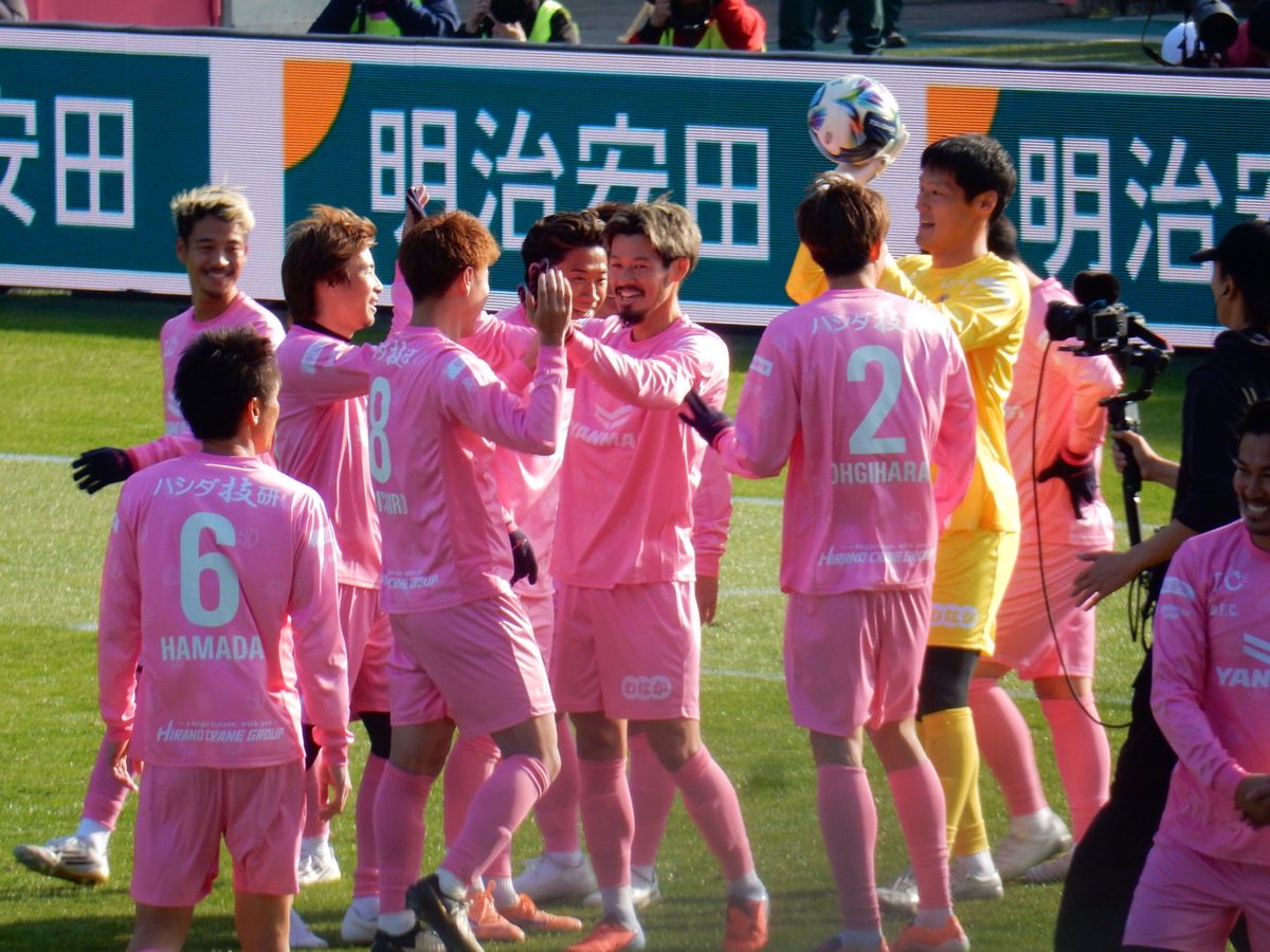 りおまる tweet media