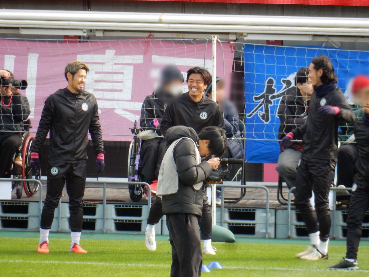 りおまる tweet media