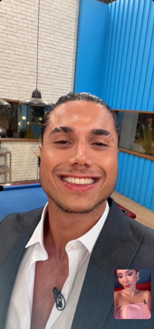 İnsan sevdiğini yanındaken bile özlermiş 🤍
#kerper #kismetseolur 
#perinazsiri <a href="/aslankeremalp/">Kerem Alp Aslan</a>