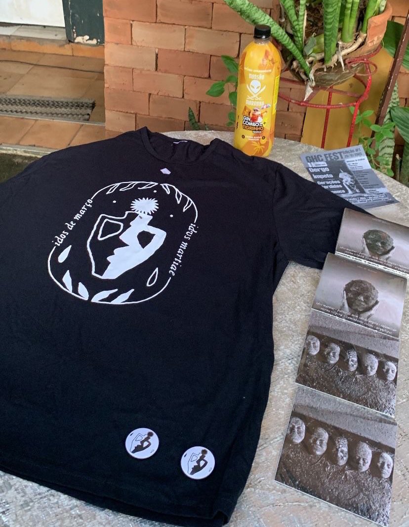 alô <a href="/toguro/">Toguro</a> patrocina nois

somos a banda cara da mansão maromba