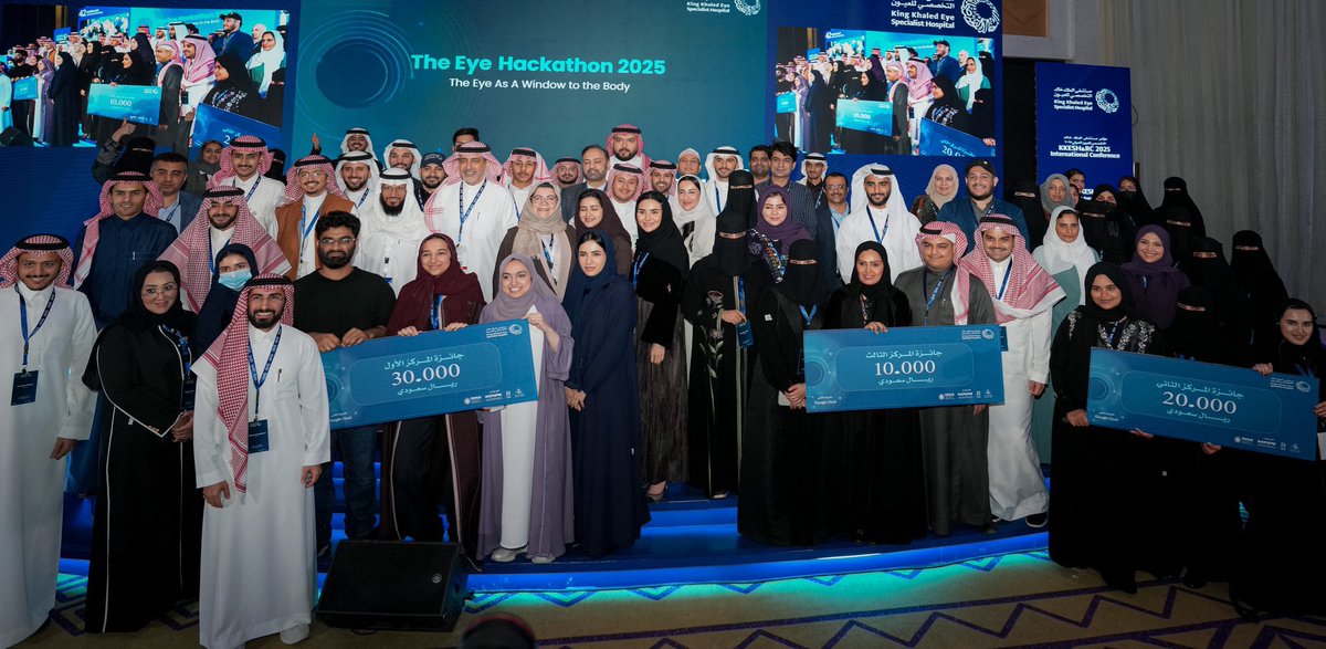 حُسام tweet media