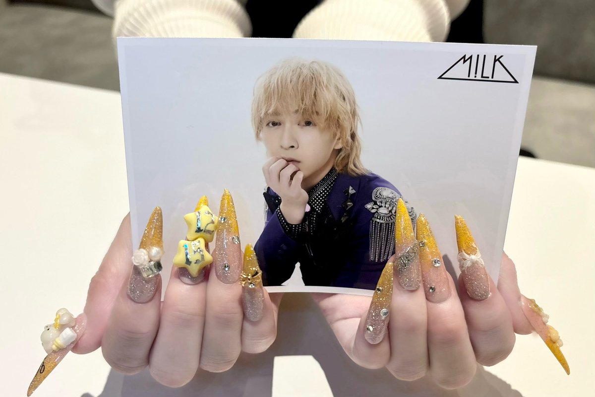 ┊        ┊         ┊        ┊          ┊
┊        ┊         ┊        ★       ˚ ☆
┊        ┊         ☆         ⋆         +     *
☆    ⋆  ┊    .   
     +     ★       𝐻𝑎𝑝𝑝𝑦 𝐵𝑖𝑟𝑡ℎ𝑑𝑎𝑦 𝐽𝑖𝑛𝑡𝑜   ⟡.·
　　✩.        

 #吉田仁人は26歳  #吉田仁人